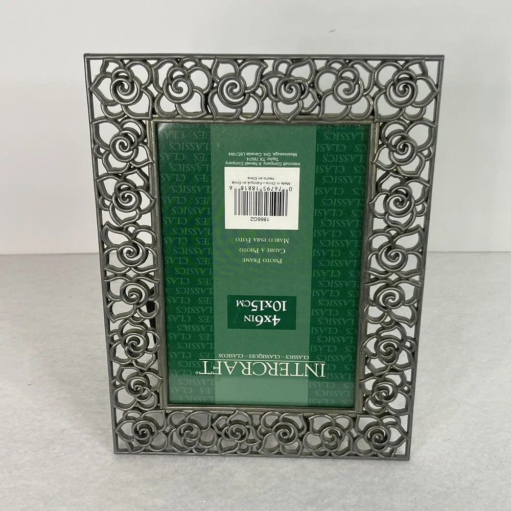 Intercraft Decorative Silvertone Floral Metal Cutout frame 4x6 With Glass